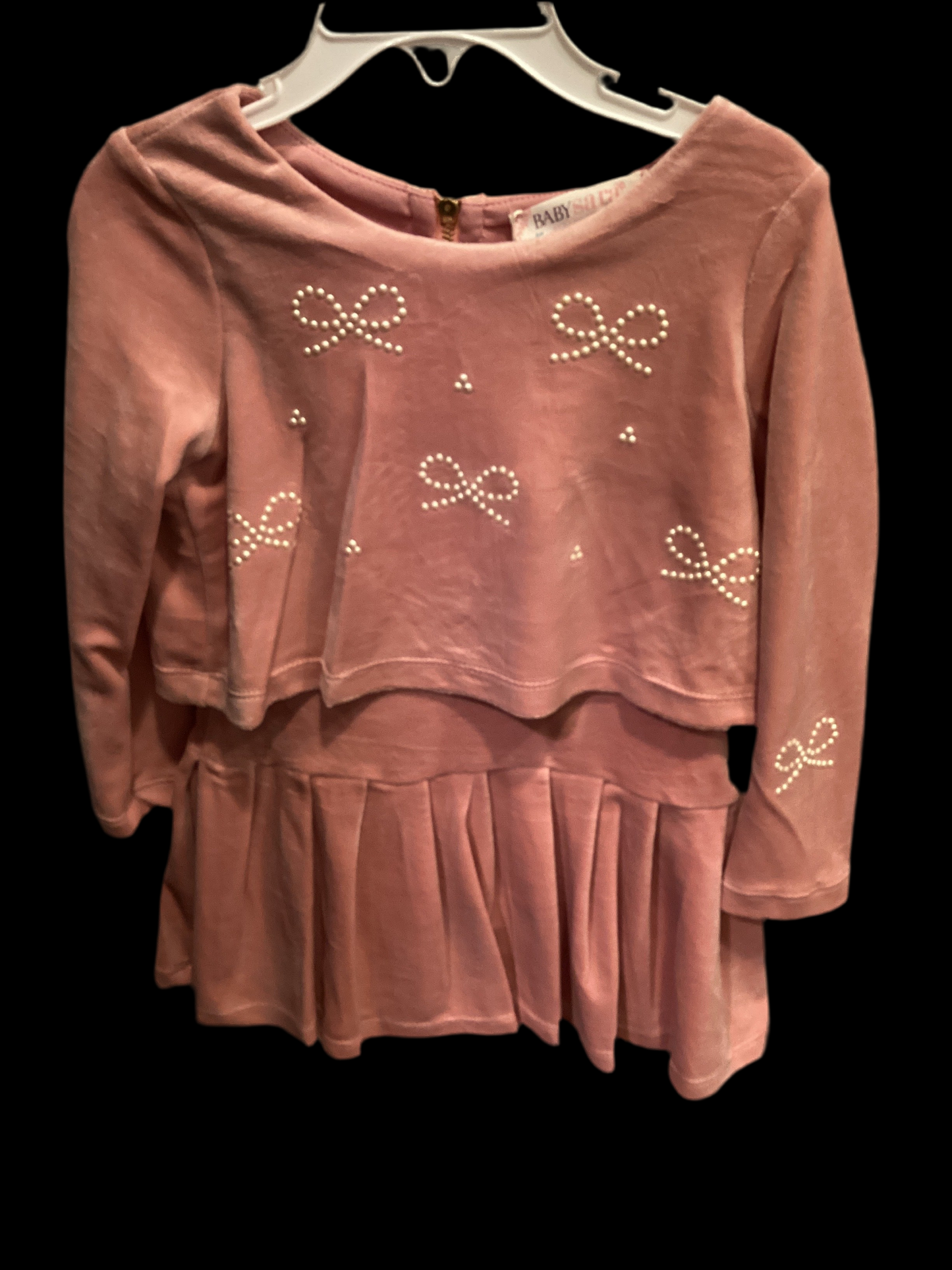 Velour pink dress w/pearl bow