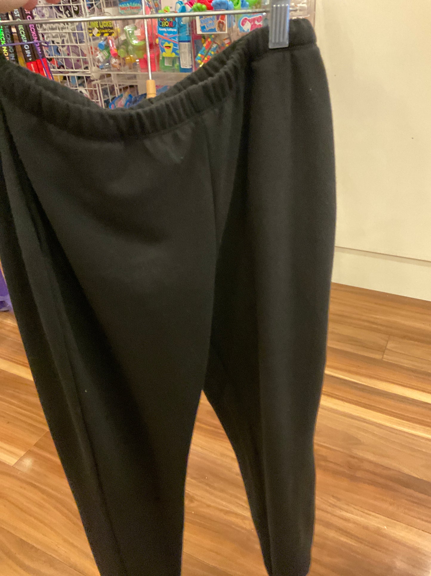 Suzette black sweatpant