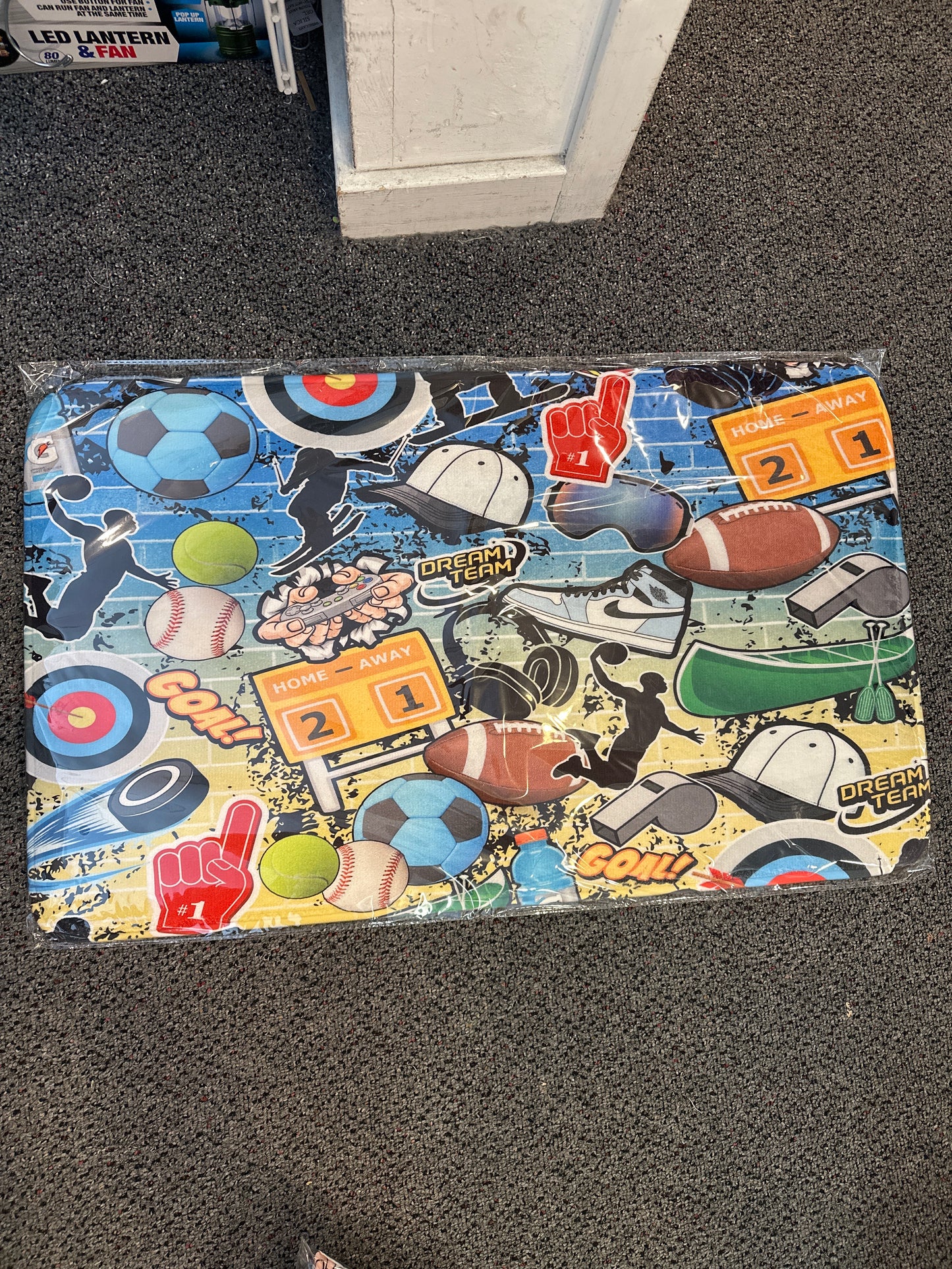 Sports camp mat