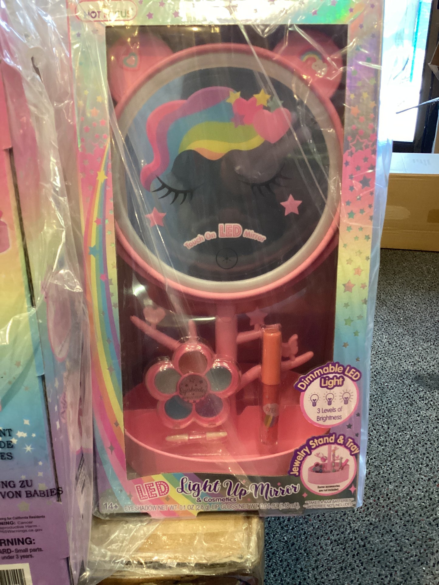 Hot focus light up mirror