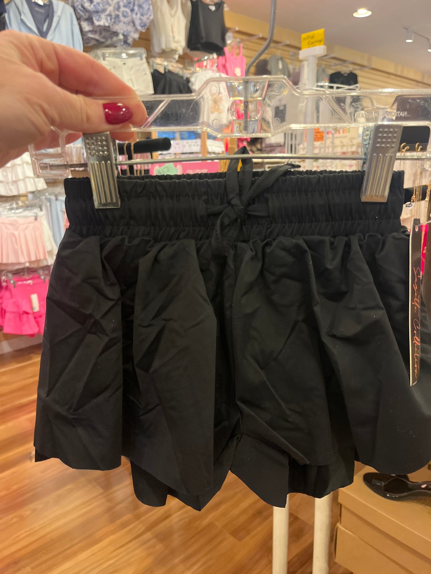 Suzette Blk Butterfly short