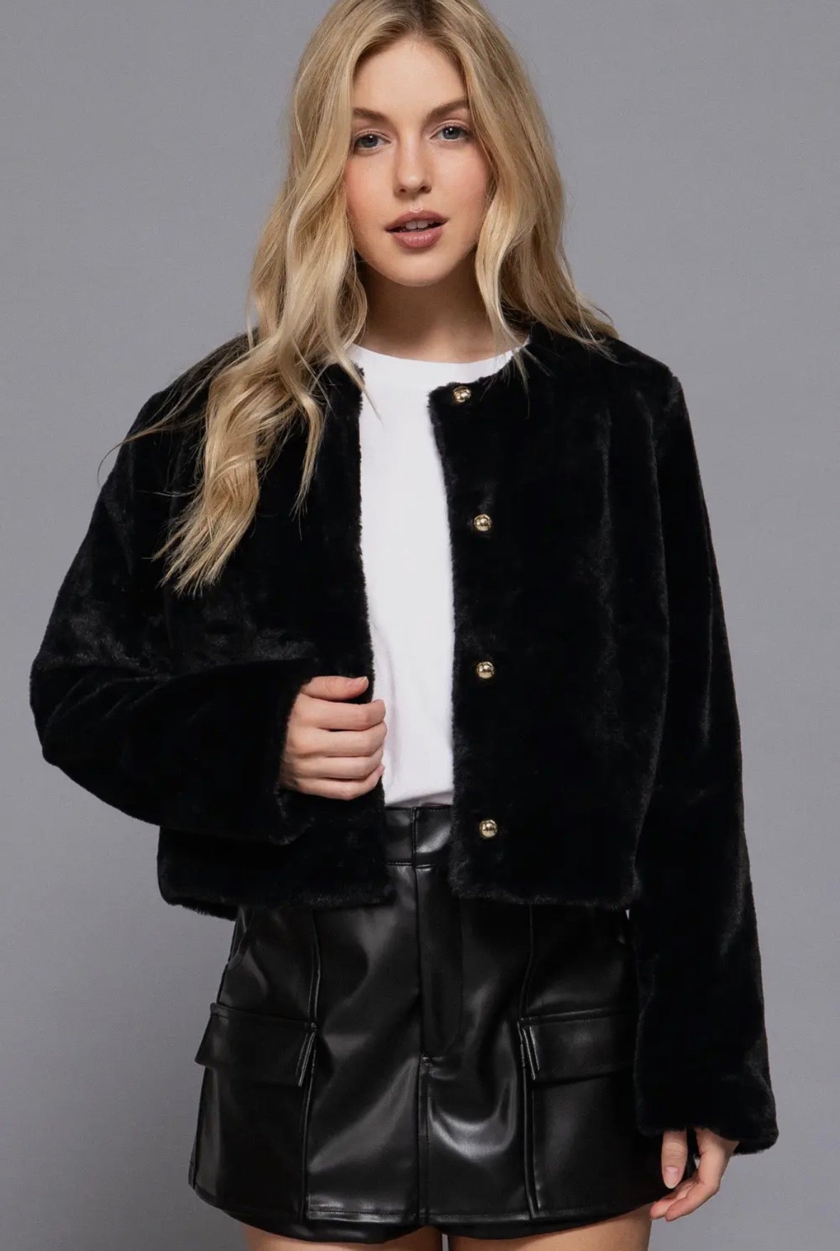 Black faux fur crop blazer