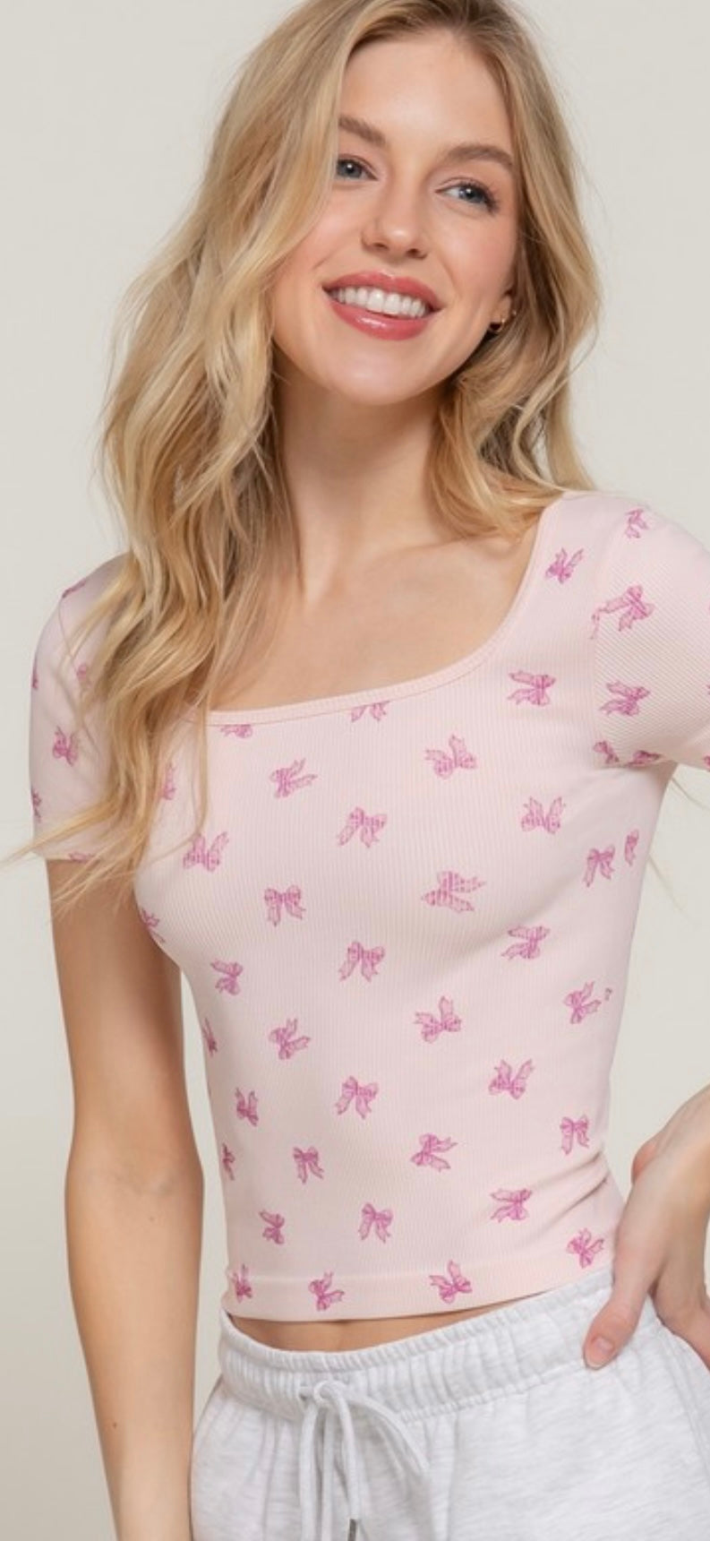 pink bow tshirt