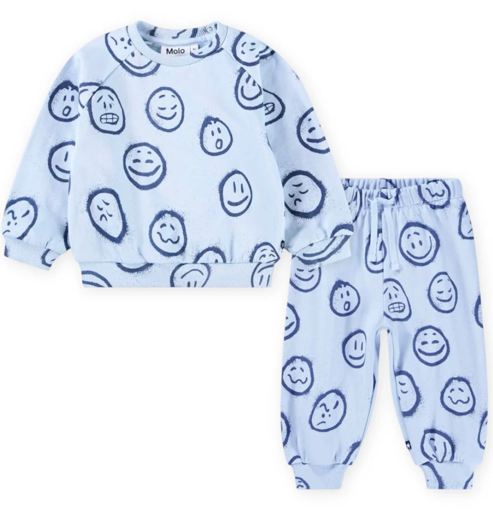 Blue Moon Moods Sweatset