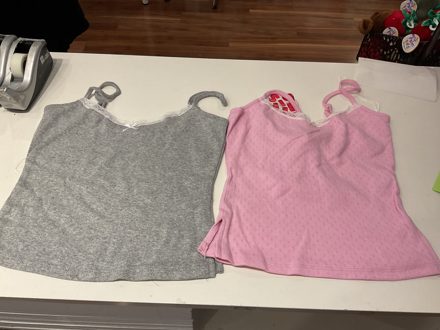 Pointe detail cami top