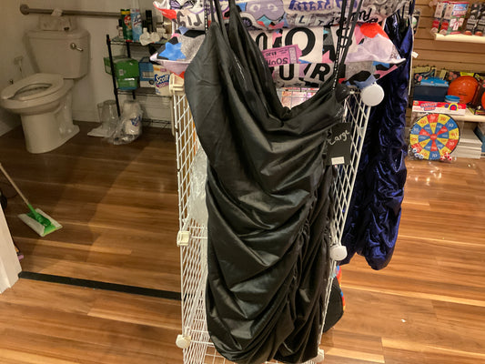 Katiej junior one shoulder ruched black dress