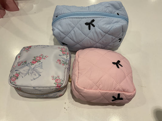 Mini cosmetic bag