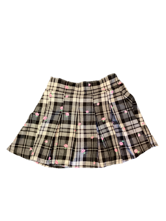 FBZ black/white floral plaid skort