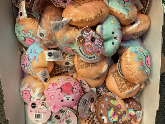 Sugar Bear donut squishy