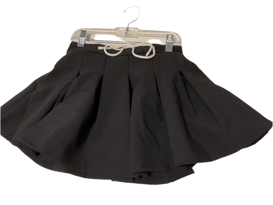 FBZ blk skirt with white bow
