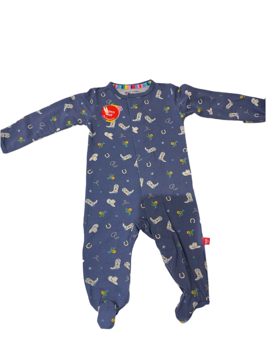 Magnetic Me Rodeo Drive