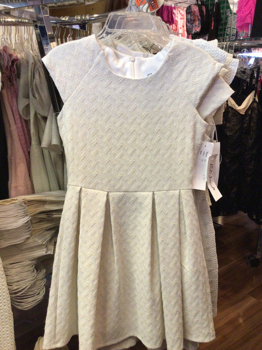 BD Junior zig zag pleated dress