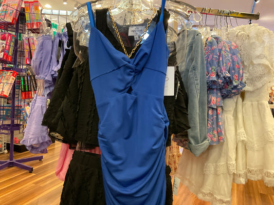 Katiej kids blue key hole dress