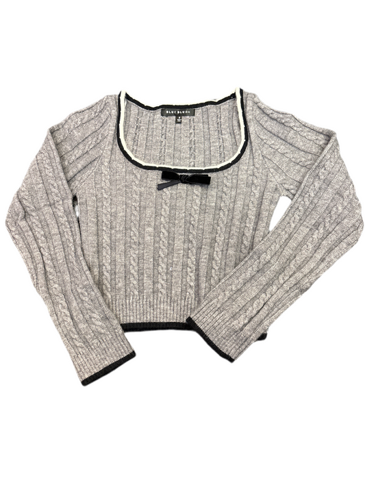 Jr grey cable sweater w/front bow