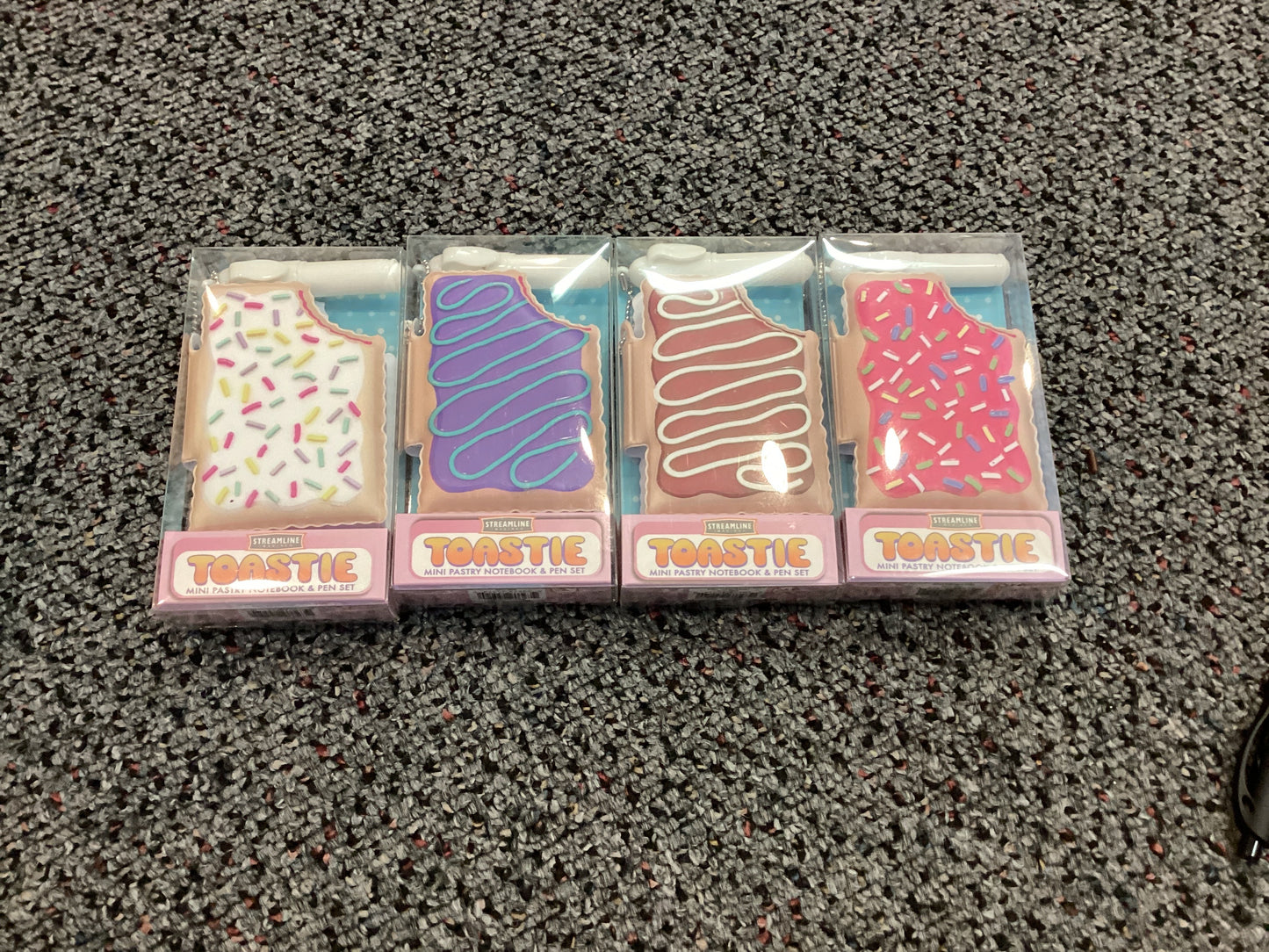 Toastie mini pastry notebook & pen