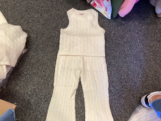 Design History cream pant and sleeveless top