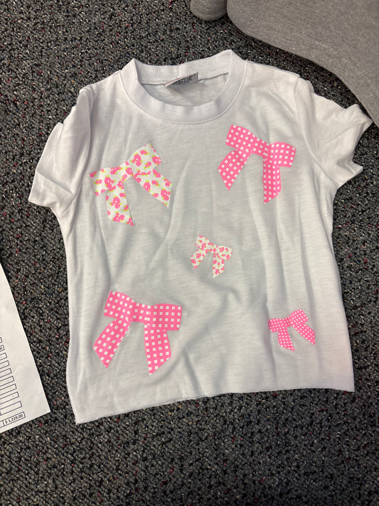 Firehouse white tee with bowsh