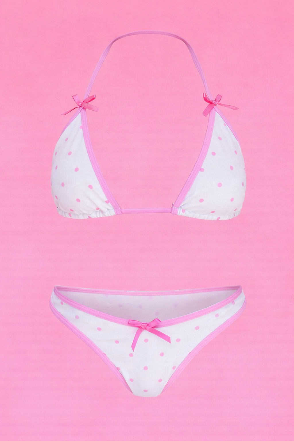 White/pink polka dot bikini
